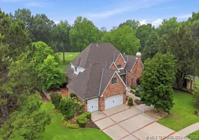 Photo 2 of Single family home for sale at 3603 S Orange Cir, Broken Arrow, OK 74011 | MLS# 2619094 | Listing updated on 2026-08-20
