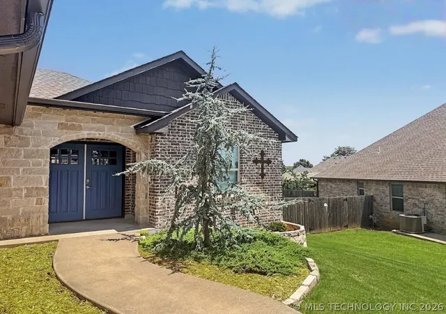 2nd image of 4236 Highland Dr, Tahlequah, OK 74464 | MLS# 2619158