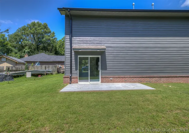 Photo 3 of Single family home for sale at 2601 W 65th Street S, Tulsa, OK 74132 | MLS# 2619223 | Listing updated on 2026-08-27