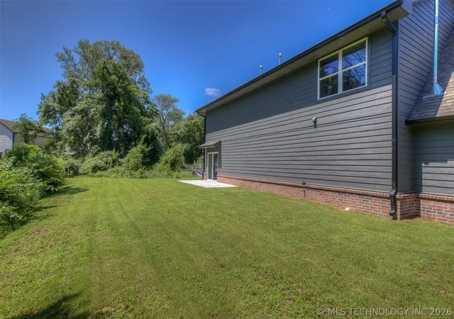 Photo 3 of Single family home for sale at 2601 W 65th Street S, Tulsa, OK 74132 | MLS# 2619223 | Listing updated on 2026-08-27