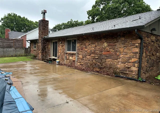Photo 3 of Single family home for sale at 3205 S Bermuda Ave, Sand Springs, OK 74063 | MLS# 2619286 | Listing updated on 2026-09-26