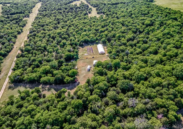 Homes for sale in Stigler, OK | 40219 E County Road 1219 Road S, Stigler, OK 74462 | MLS# 2617687
