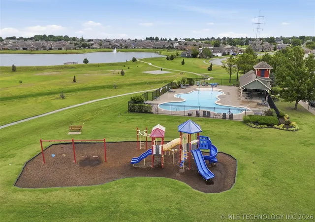 32nd image of 15312 E 110th St N, Owasso, OK 74055 | MLS# 2619342