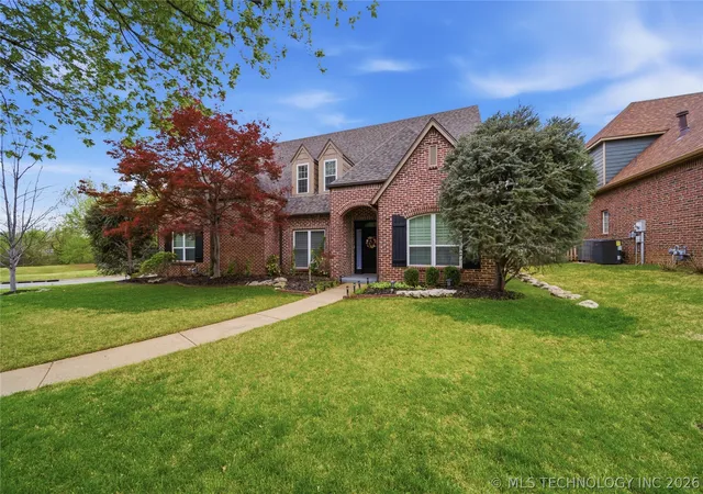Photo 1 of Single family home for sale at 9152 E 103rd Street, Tulsa, OK 74133 | MLS# 2619222 | Listing updated on 2026-08-20