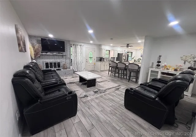 Photo 2 of Single family home for sale at 10826 E 26th Place, Tulsa, OK 74129 | MLS# 2619307 | Listing updated on 2026-08-20