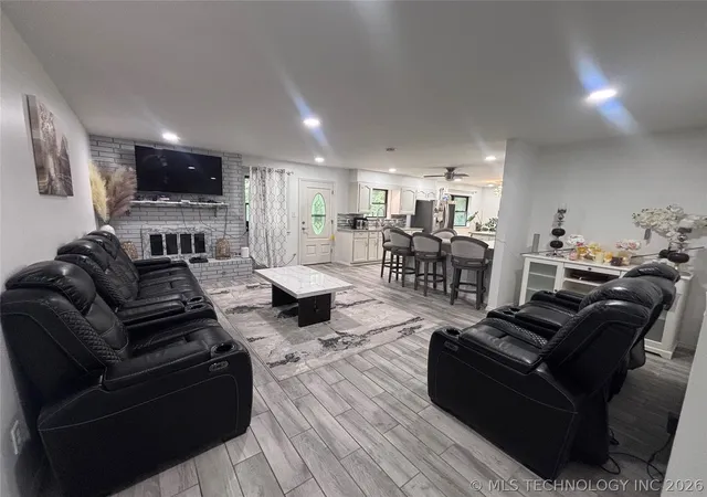 Photo 3 of Single family home for sale at 10826 E 26th Place, Tulsa, OK 74129 | MLS# 2619307 | Listing updated on 2026-08-20