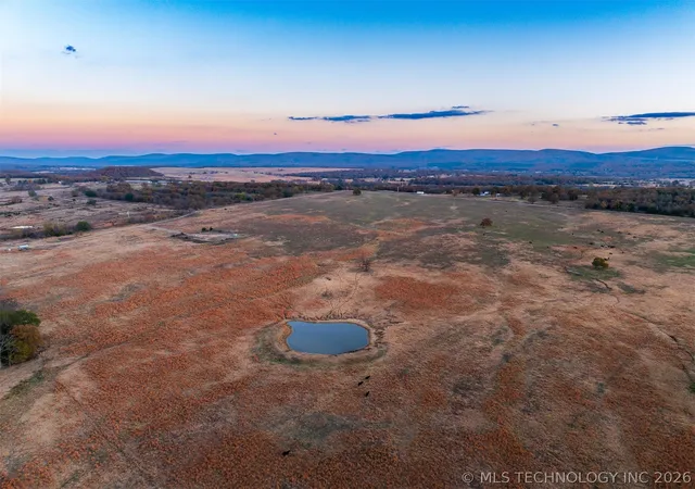 2nd image of 140 S County Road 4440, Mc Curtain, OK 74944 | MLS# 2619451