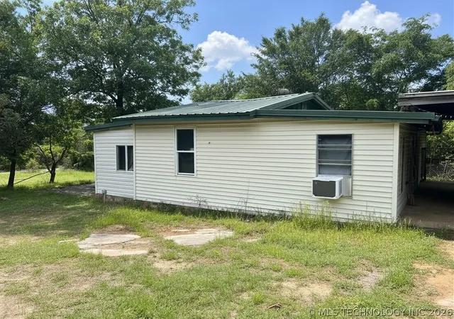 Photo 2 of Single family home for sale at 581 Dozer Bnd, Eufaula, OK 74432 | MLS# 2619491 | Listing updated on 2026-08-20