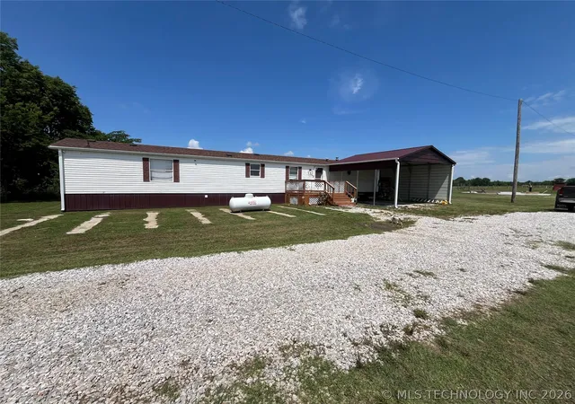 Homes for sale in Henryetta, OK | 9264 Cherry Rd, Henryetta, OK 74437 | MLS# 2619496