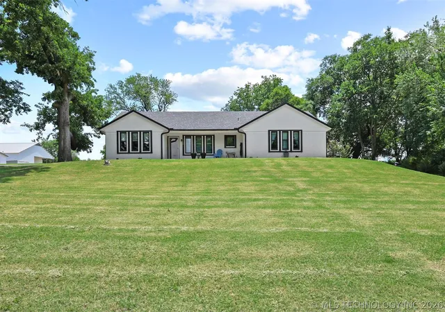 1st image of 1125 Melissa St, Durant, OK 74701 | MLS# 2618414