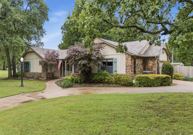 Homes for sale in Sapulpa, OK | 700 Hickory Hill Rd, Sapulpa, OK 74066 | MLS# 2619256