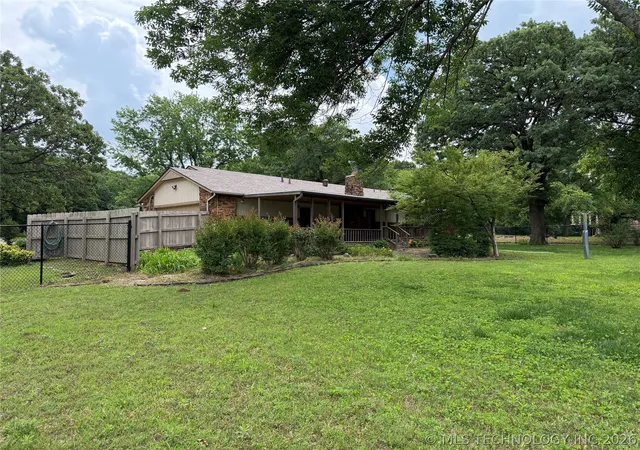 Homes for sale in Sapulpa, OK | 700 Hickory Hill Rd, Sapulpa, OK 74066 | MLS# 2619256