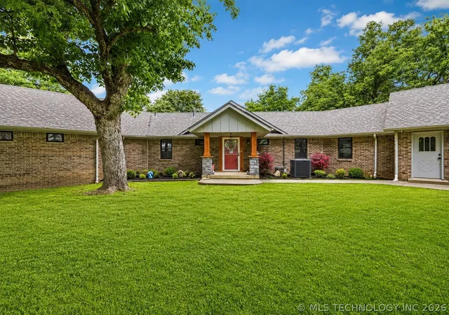 Photo 1 of Single family home for sale at 1701 N Hopi St, Chouteau, OK 74337 | MLS# 2619510 | Listing updated on 2026-08-20
