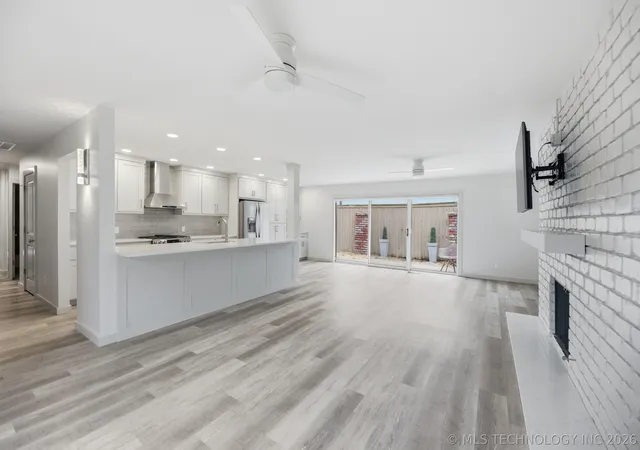 5th image of 5206 S Harvard Ave #105, Tulsa, OK 74135 | MLS# 2619375