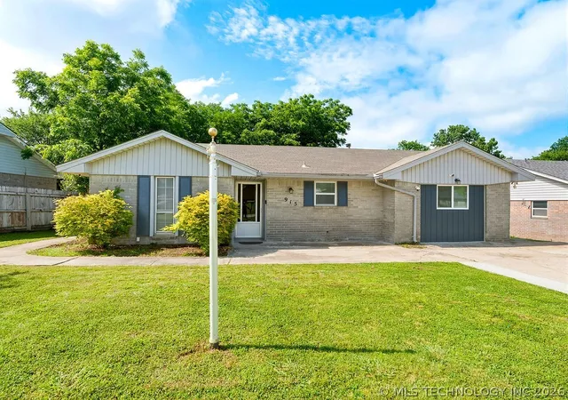Homes for sale in Ada, OK | 915 W 23rd, Ada, OK 74820 | MLS# 2619236