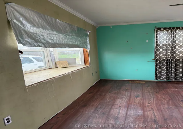 Photo 3 of Single family home for sale at 517 E 3rd Street, Okmulgee, OK 74447 | MLS# 2619132 | Listing updated on 2026-10-01