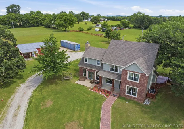 Photo 1 of Single family home for sale at 14252 E Lake Dr, Claremore, OK 74017 | MLS# 2619542 | Listing updated on 2026-08-20