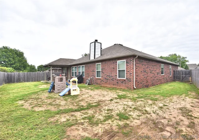 Homes for sale in Broken Arrow, OK | 4716 S 197th Eastavenue, Broken Arrow, OK 74014 | MLS# 2619396
