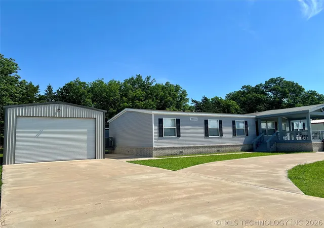 Photo 2 of Manufactured home for sale at 14068 Pond View Dr, Kingston, OK 73439 | MLS# 2619427 | Listing updated on 2026-08-23