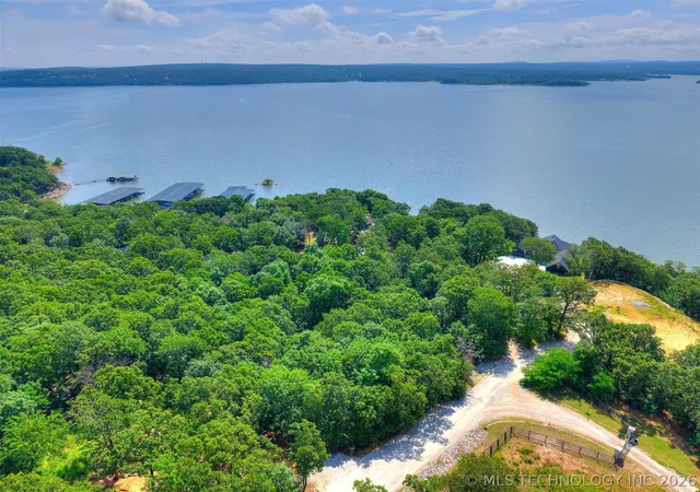 1st image of 305 Stone Ridge Rd, Eufaula, OK 74432 | MLS# 2619522