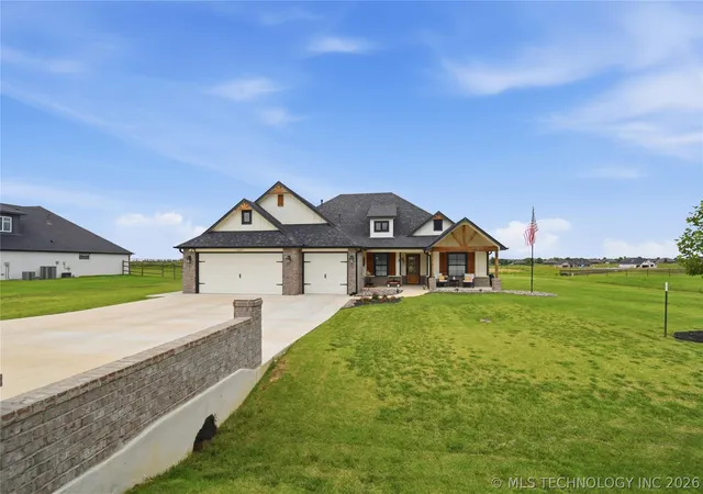 Photo 2 of Sale Pending at 13925 N 54th Eastavenue, Collinsville, OK 74021 | MLS# 2619574 | Listing updated on 2026-08-20