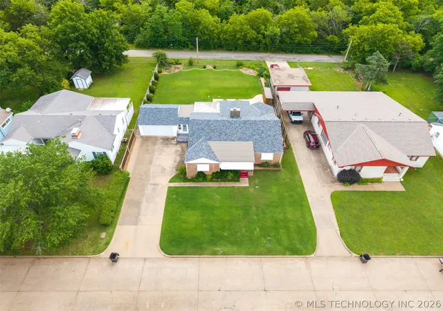 Homes for sale in Bartlesville, OK | 2128 S Osage Ave, Bartlesville, OK 74003 | MLS# 2618817