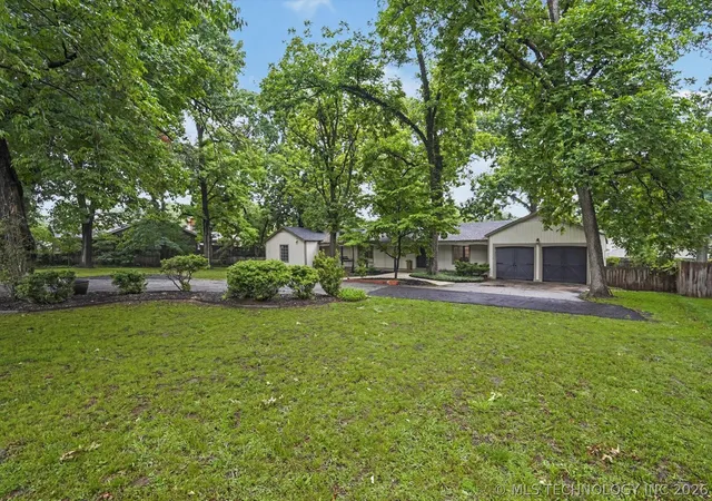 Photo 2 of Single family home for sale at 4733 S Evanston Ave, Tulsa, OK 74105 | MLS# 2619523 | Listing updated on 2026-08-20