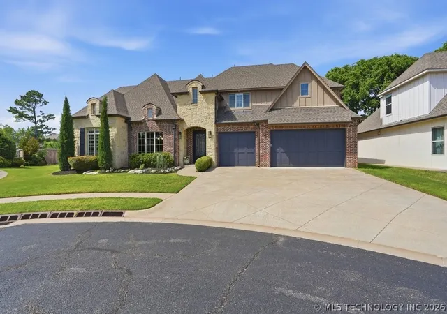 Photo 3 of Single family home for sale at 2821 E 103rd Place, Tulsa, OK 74137 | MLS# 2619605 | Listing updated on 2026-06-05