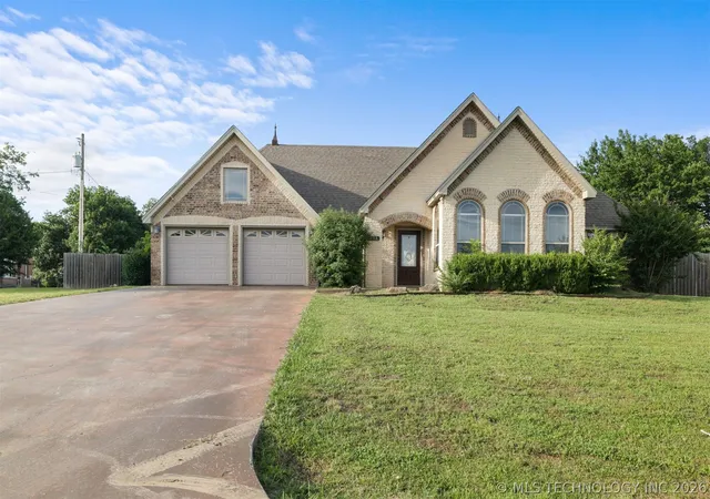 1st image of 338 W 7th, Kiowa, OK 74553 | MLS# 2619641