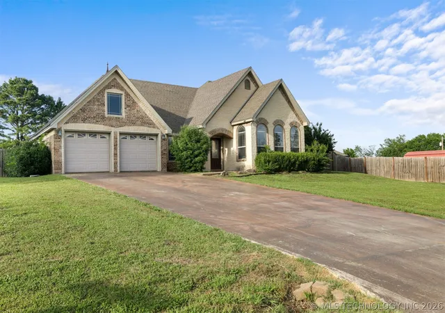 2nd image of 338 W 7th, Kiowa, OK 74553 | MLS# 2619641