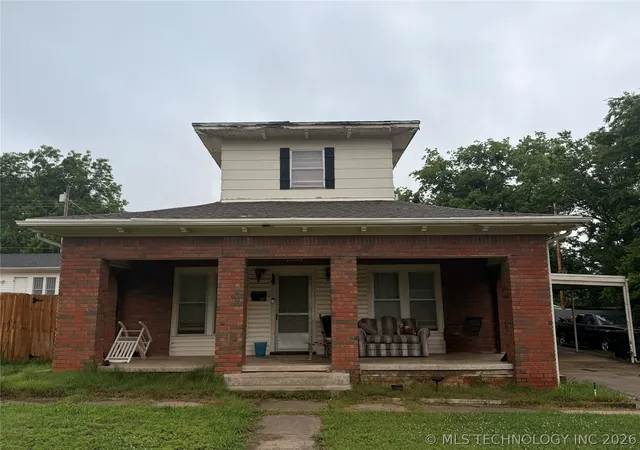 Homes for sale in Bristow, OK | 321 W 6th Ave, Bristow, OK 74010 | MLS# 2619661