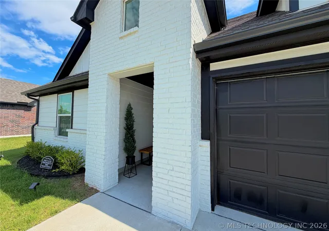 Photo 2 of Single family home for sale at 10206 E 132nd Street S, Bixby, OK 74008 | MLS# 2619663 | Listing updated on 2026-06-30