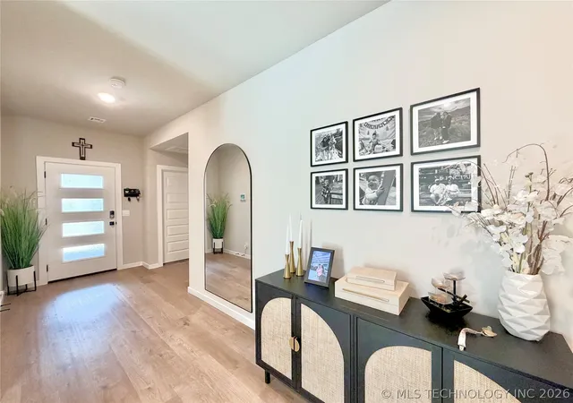 Photo 4 of Single family home for sale at 10206 E 132nd Street S, Bixby, OK 74008 | MLS# 2619663 | Listing updated on 2026-06-30
