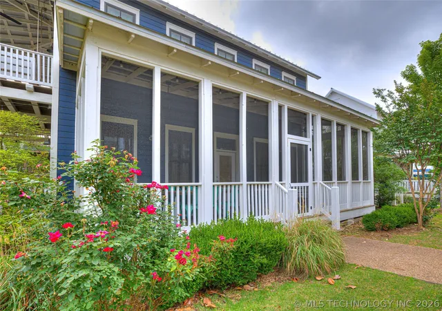 Photo 4 of Single family home for sale at 35 Center Ln, Carlton Landing, OK 74432 | MLS# 2618611 | Listing updated on 2026-08-01