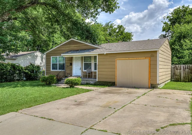 Photo 3 of Single family home for sale at 3724 W 45th Place, Tulsa, OK 74107 | MLS# 2619679 | Listing updated on 2026-07-01