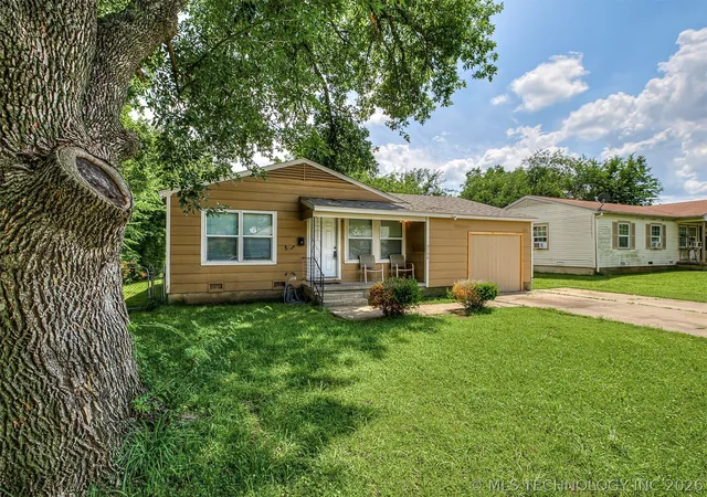 Photo 4 of Single family home for sale at 3724 W 45th Place, Tulsa, OK 74107 | MLS# 2619679 | Listing updated on 2026-07-01