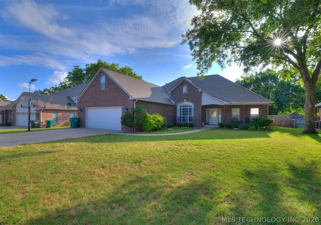 1st image of 2218 S 113th Westcourt, Sapulpa, OK 74066 | MLS# 2619607