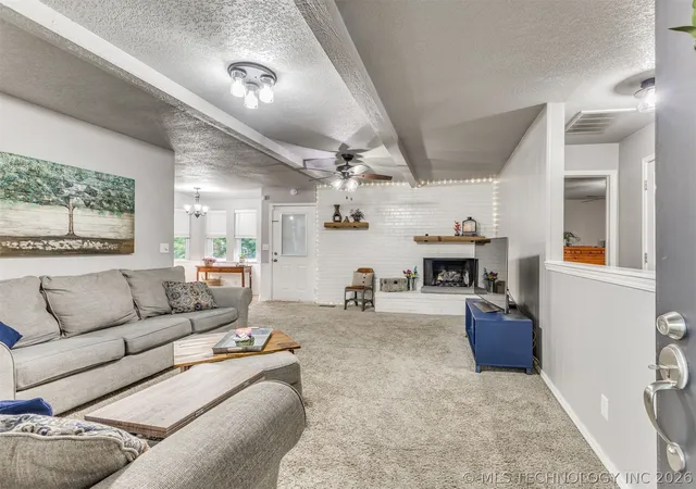 Photo 3 of Single family home for sale at 304 W Key St, Broken Arrow, OK 74011 | MLS# 2619275 | Listing updated on 2026-09-21