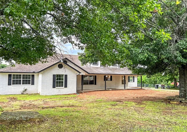 Homes for sale in Tahlequah, OK | 21083 S Forrest Dr, Tahlequah, OK 74464 | MLS# 2619710