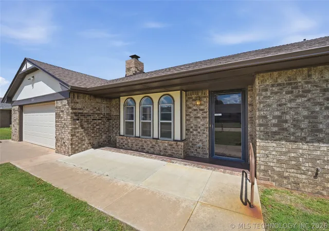 Homes for sale in Kingfisher, OK | 1511 S 11th, Kingfisher, OK 73750 | MLS# 2619715