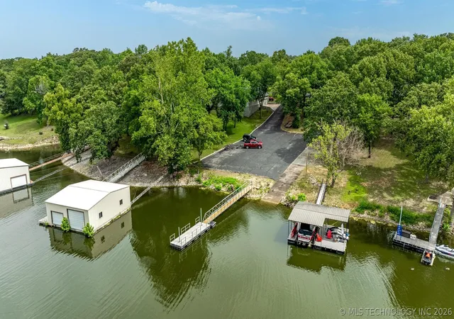 2nd image of 33601 Dogwood Cliffs, Afton, OK 74331