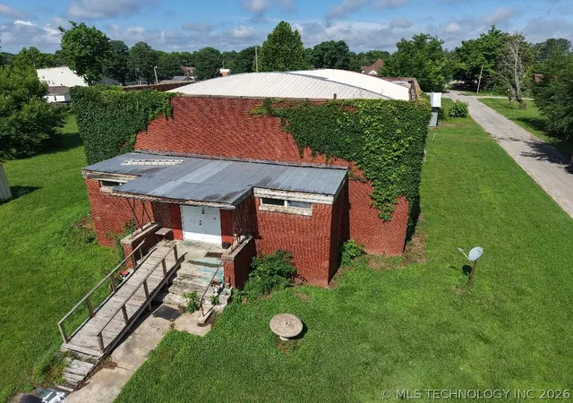 Photo 2 of Single family home for sale at 202 Goodnight, Panama, OK 74951 | MLS# 2619762 | Listing updated on 2026-06-01