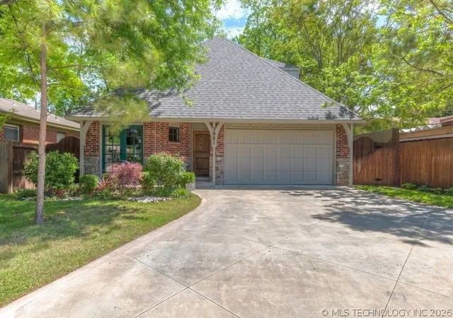 Homes for sale in Tulsa, OK | 3921 S Norfolk Ave, Tulsa, OK 74105 | MLS# 2619114