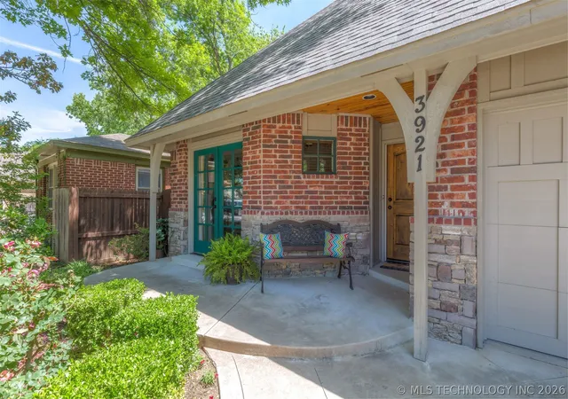 Homes for sale in Tulsa, OK | 3921 S Norfolk Ave, Tulsa, OK 74105 | MLS# 2619114