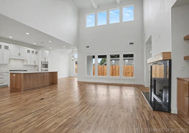 Photo 3 of Sale Pending at 17298 E 45th Place, Tulsa, OK 74134 | MLS# 2619747 | Listing updated on 2026-08-20