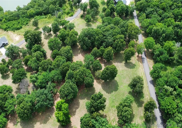 3rd image of 204 Patriot Pointe, Eufaula, OK 74432 | MLS# 2619652