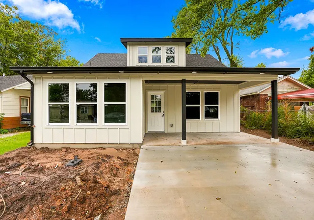 Photo 1 of Single family home for sale at 629 West 1st, Ada, OK 74820 | MLS# 2619800 | Listing updated on 2026-10-07