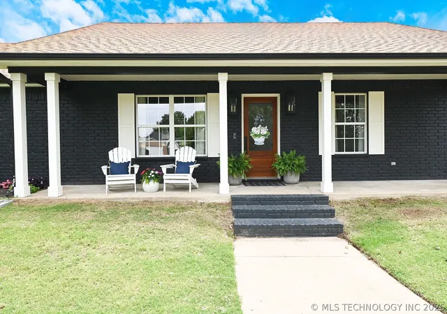 Photo 2 of Single family home for sale at 106 Park View Cir, Gore, OK 74435 | MLS# 2619783 | Listing updated on 2026-08-24