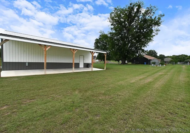 Photo 5 of Single family home for sale at 106 Park View Cir, Gore, OK 74435 | MLS# 2619783 | Listing updated on 2026-08-24