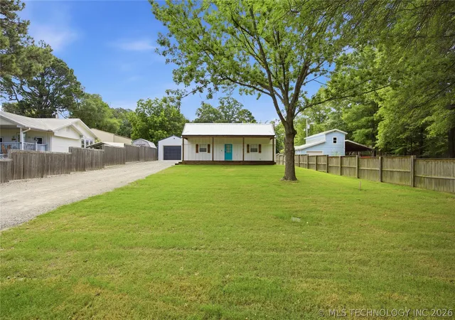 Homes for sale in Eufaula, OK | 168 Kiamichi, Eufaula, OK 74432 | MLS# 2619259